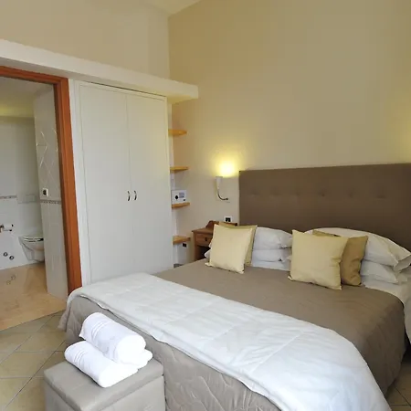 Rivoli Hotel