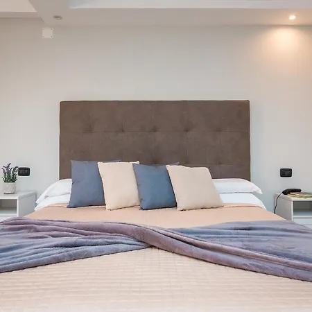 Готель Rivoli Сорренто