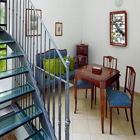 Rivoli Hotel 3*