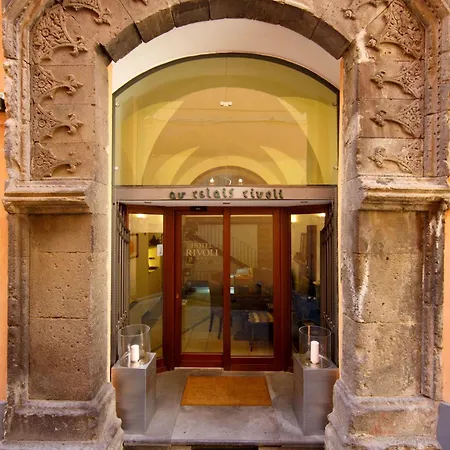 Rivoli 3*