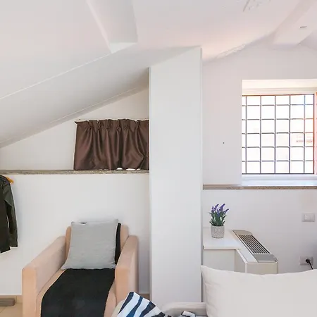 Ξενοδοχείο Rivoli 3*