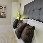 فندق Rivoli 3*