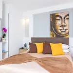 Rivoli 3*